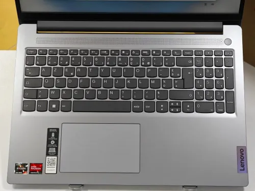 LENOVO IDEAPAD SLIM 3 16ABR8 16'' FHD+ RYZEN 7 7730U 16GB 512GB SSD NEUF SOUS EMBALLAGE 