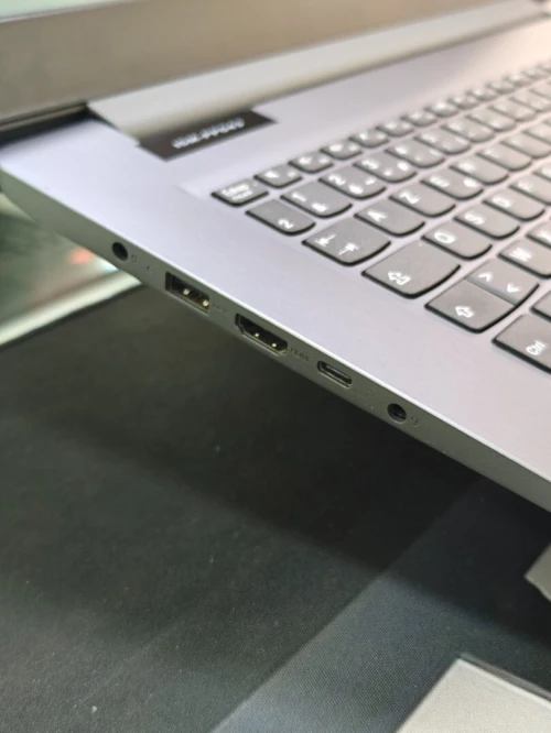 LENOVO IDEAPAD 3 17 INTEL CORE I5 1235U 16GB 512GB SSD NVME 17,3 FULLHD