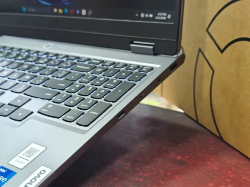 LENOVO LOQ 15IRX10 INTEL CORE I7 13650HX 16GB 512GV SSD NVME 15,6 FULLHD IPS 144Hz RTX 5060 8GB