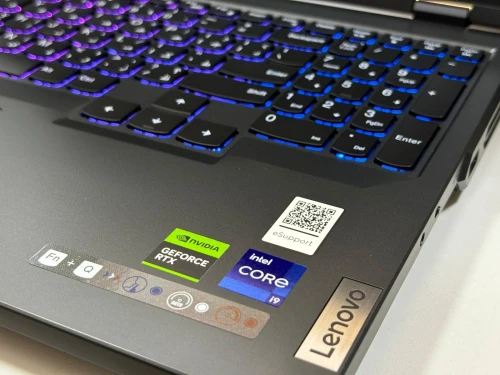 LENOVO LEGION 5 PRO 16 I9 13900HX 16GB 512 GB SSD RTX 4050 6GB NEUF SOUS EMBALLAGE JAMAIS UTILISÉ 