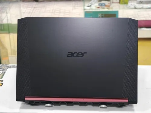 ACER NITRO 5 I5 8300H 16GB 512 GB GTX 1660TI 6GB 15,6 FHD 144HZ 