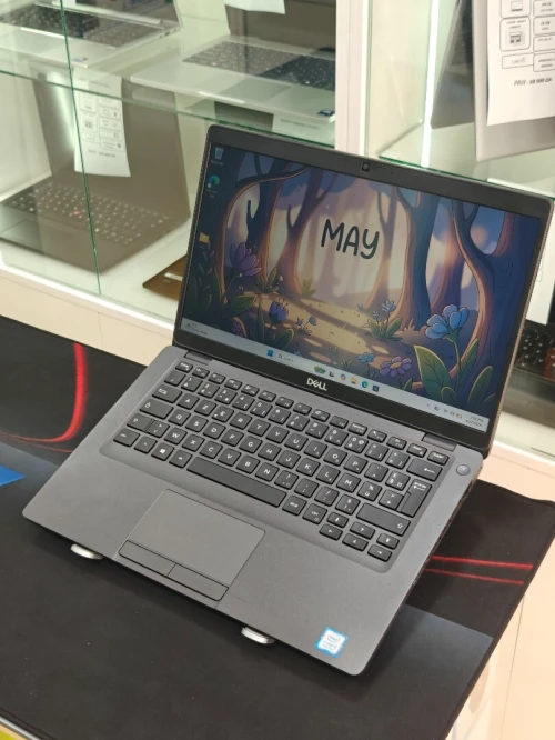 DELL LATITUDE 5400 INTEL CORE I5 8365U 8GB 256GB SSD 14,1 POUCES AZERTY LUMINEUX