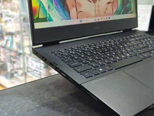HP OMEN 16 I7 11800H 16GB 512GB SSD 16,1 FULLHD 144HZ RTX 3060 6GB