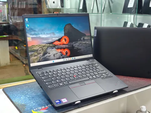 LENOVO THINKPAD L14 GEN5 INTEL CORE 5 ULTRA 125U 16GB 256GB SSD 14,1 FULLHD+ PRESQUE JAMAIS UTILISE