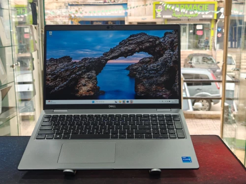DELL LATITUDE 5530 INTEL CORE I5 1235U 16GB 256GB SSD 15,6 FULLHD IPS