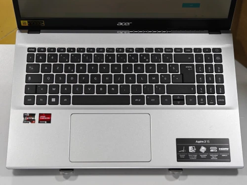 ACER ASPIRE 3 RYZEN 7 5700U 16GB 512GB SSD 15,6 FULL HD NEUF SOUS EMBALLAGE 