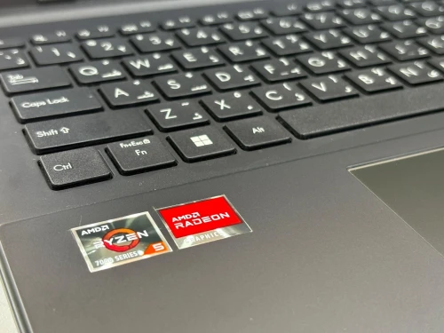 ASUS VIVOBOOK 15 RYZEN 5 7520U 8GB 512GB SSD NEUF SOUS EMBALLAGE JAMAIS UTILISÉ 