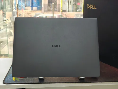 DELL PRO 16 RYZEN 5 PRO 230 32GB 512GB SSD 16,1 FHD+ AMD 740M NEUF SOUS EMBALLAGE 