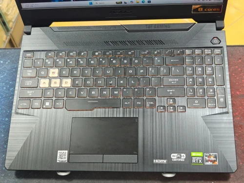 ASUS TUF A15 AMD RYZEN 7 4800H 16GB 512GB SSD 15,6 FULLHD IPS 144HzRTX 3050 4GB