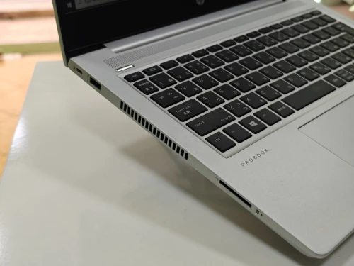 HP PROBOOK 430 G6 INTEL CORE I5 8265U 8GB 128GB SSD+ 500GB HDD 13,3 POUCES HD+