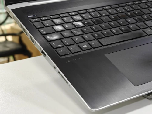 HP PROBOOK 450 G5 I5 8250U 8GB 256GB SSD 15,6`