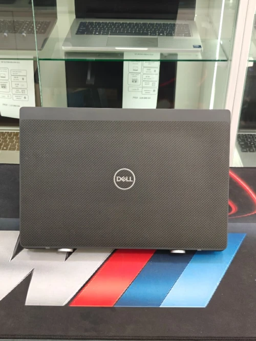 DELL LATITUDE 7300 Intel core i5 8365u 8GB 256GB SSD 13,3 FULLHD IPS
