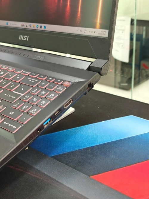 MSI KATANA A15 AMD RYZEN 7 8845HS 16GB 512GB SSD NVME 15,6 QHD 165HZ NVIDIA RTX 4060 8GB