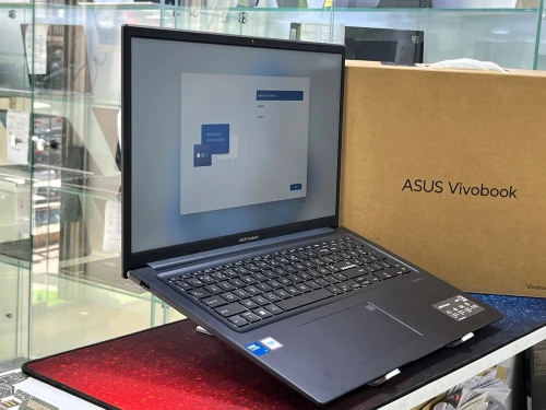 ASUS VIVOBOOK 17 INTEL 5 120U 16GB 512GB SSD 17,3 FHD NEUF SOUS EMBALLAGE 