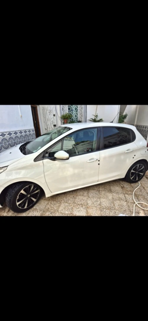 Peugeot 208 2019 Allure sans  toit panoramique