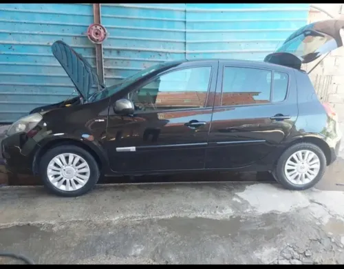 Renault Clio 3 2012 Night and Day