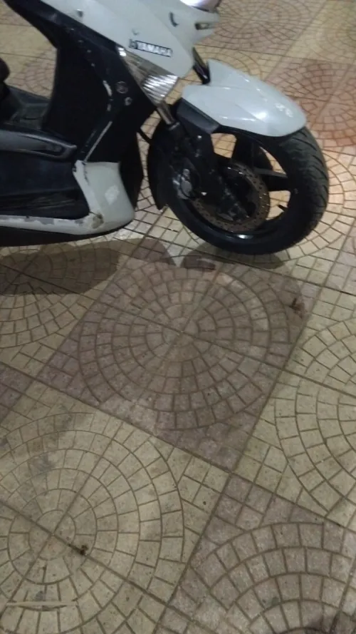 Hh Xmax 2012
