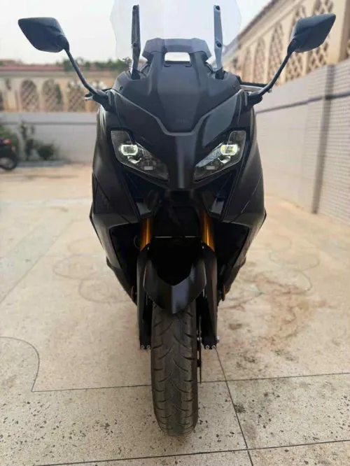 yamaha t max 562 2025