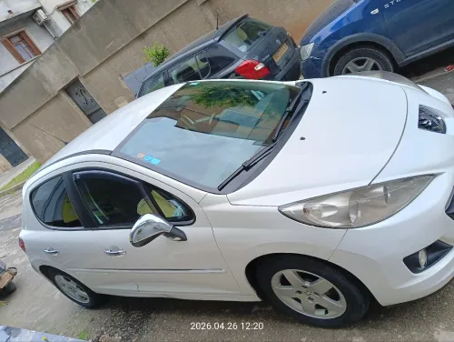 Peugeot 207 plus 2013 Fennc