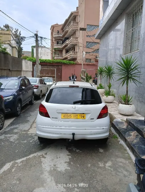 Peugeot 207 plus 2013 Fennc