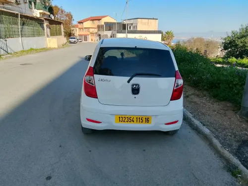 Hyundai i10 Plus 2015 PRESTIGE
