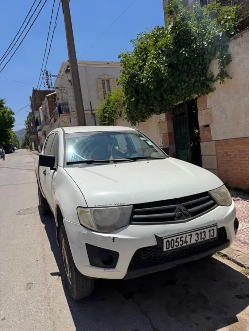 Mitsubishi L200 2013 Doube cabine Evolution