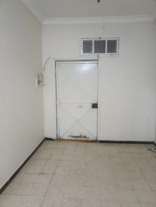 Location Appartement Niveau de villa F3 Alger Sidi moussa
