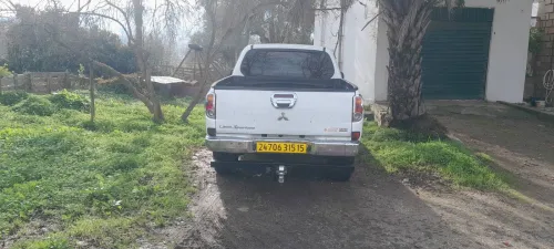 Mitsubishi L200 2015 Doube cabine Evolution