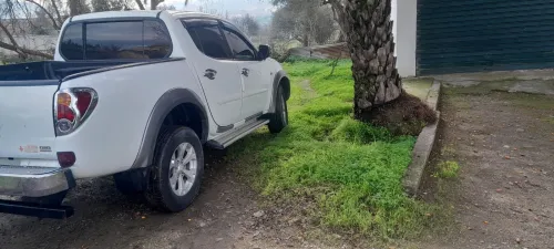Mitsubishi L200 2015 Doube cabine Evolution