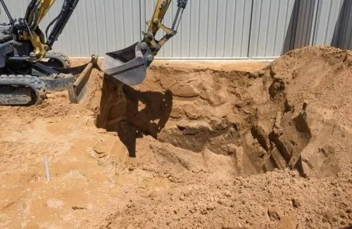 Travaux de Démolition, Terrassement, Nettoyage et évacuation des déchets