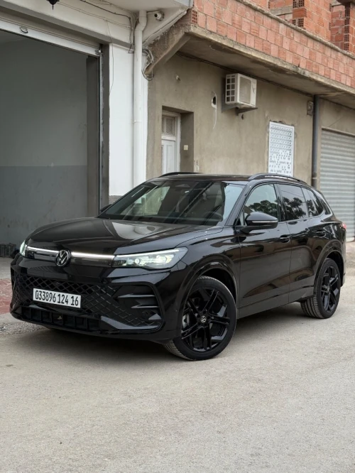 Volkswagen Tiguan 2024 Rline Blackedition full