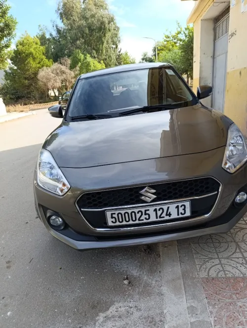 Suzuki Swift 2024 GLX