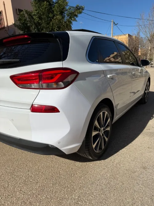 Hyundai i30 2019 Toute options