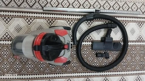 Aspirateur crown très puissant