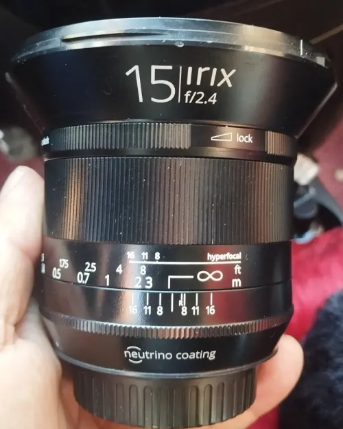 15 irix f2.4 canon