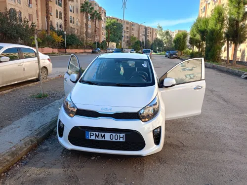 Kia Picanto 2023 Dream team