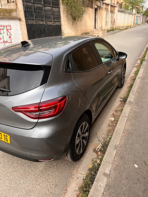 Renault Clio 5  2023 Evolution