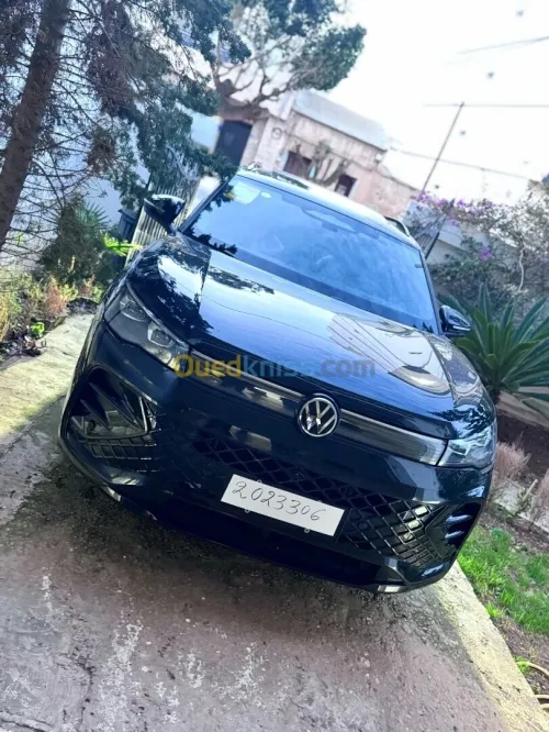 Volkswagen Tiguan 2026 L pro 4 motions