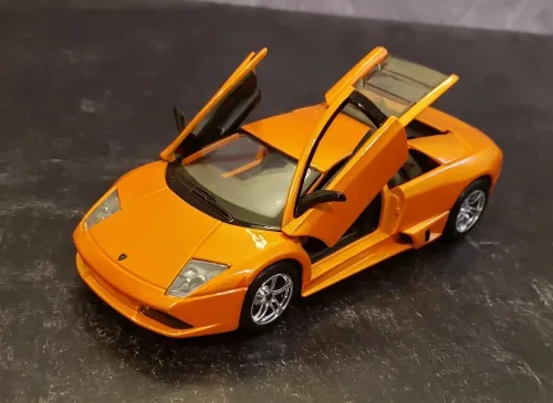 LAMBORGHINI MURCIELAGO 2 EME GENERATION (1:24) VOITURE MINIATURE DE COLLECTION