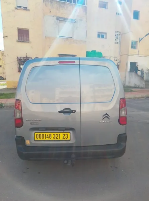 Citroen Berlingo 2021 K9