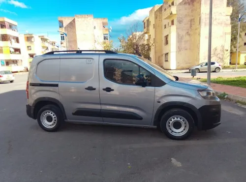 Citroen Berlingo 2021 K9