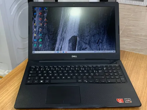 DELL INSPIRON 3585 /RAYZEN 5 2500 / 8 G / 256 NVME / 15.6 FHD