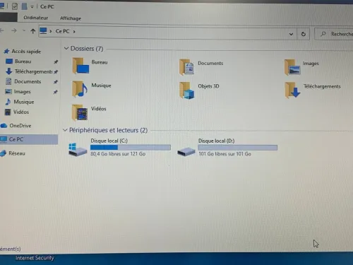 ASUS S14 / INTEL I5 8 EME / 8 G / 256 SSD /14 FHD