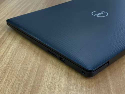 DELL INSPIRON 3585 /RAYZEN 5 2500 / 8 G / 256 NVME / 15.6 FHD