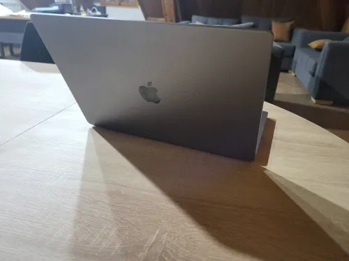 Mac pro m2 32GB 16 inch 1 TB