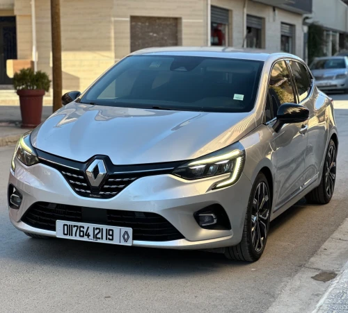 Renault Clio 5 2021 Techno +