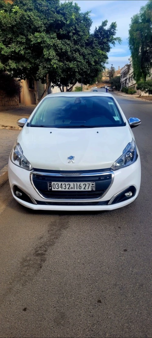 Peugeot 208 2016 Active Facelift