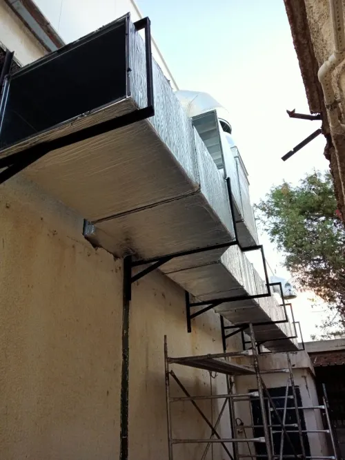 Montage hotte professionnel