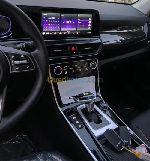 Kia Seltos 2025 Deluxe luxury