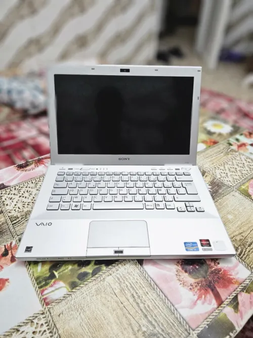 Sony Vaio i3 batterie mayta 